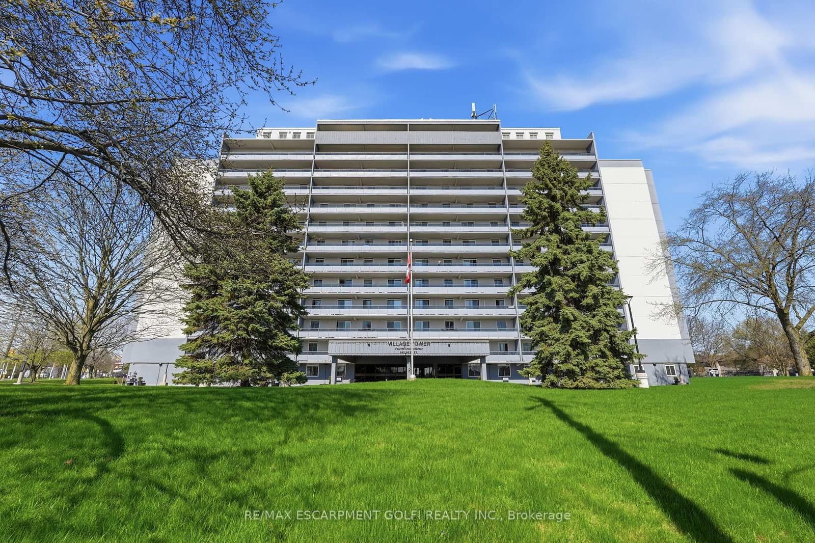 #506 - 640 West Street