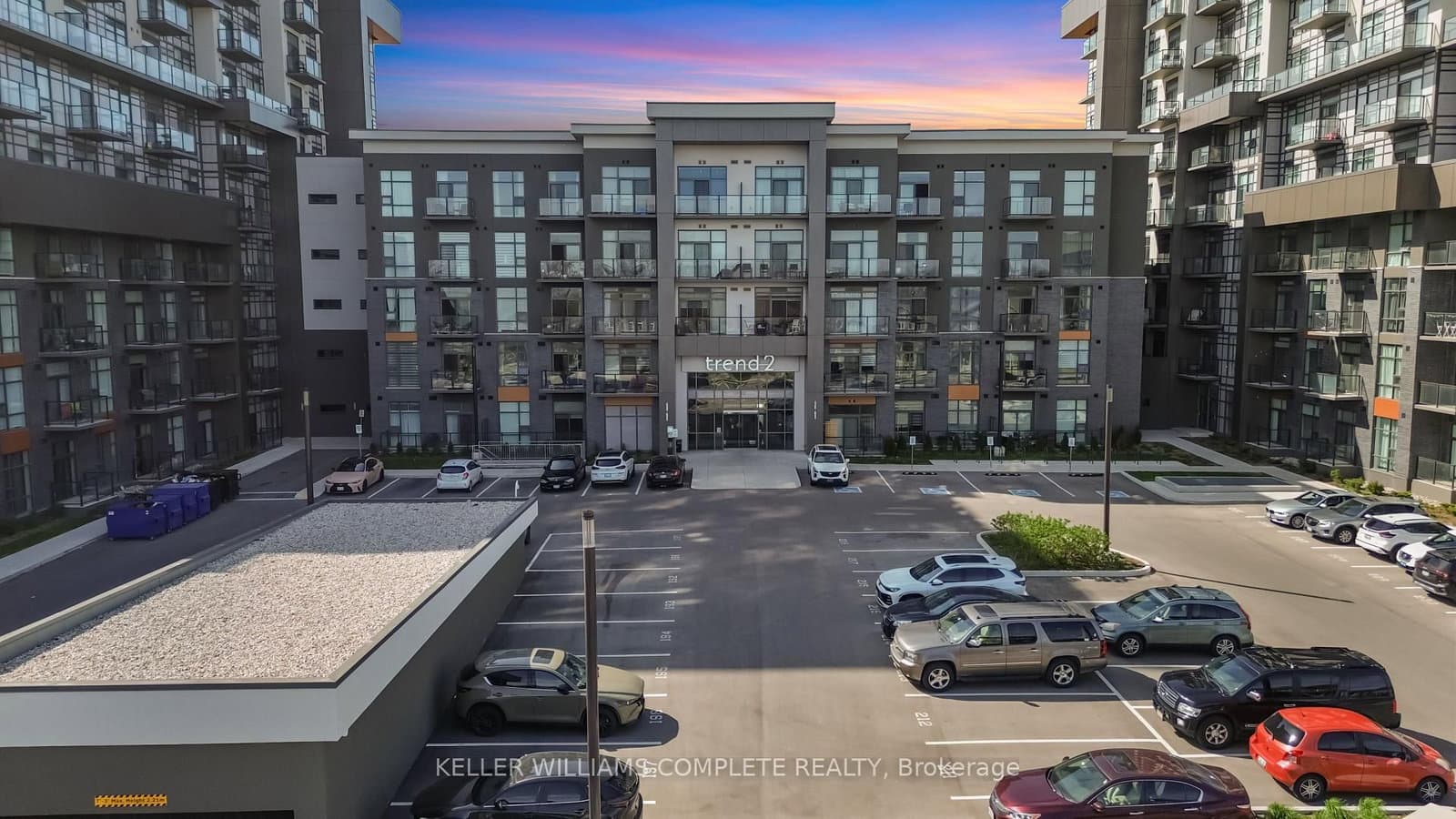#1109 - 460 Dundas Street E
