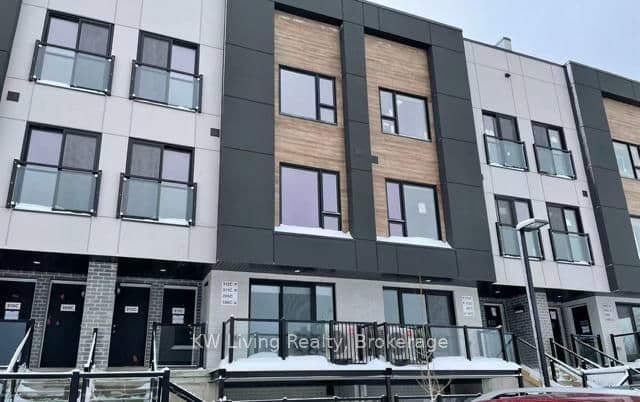 16 Melbourne Avenue, Unit 206C