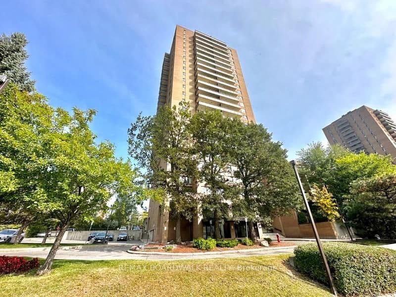 #804 - 505 St Laurent Boulevard