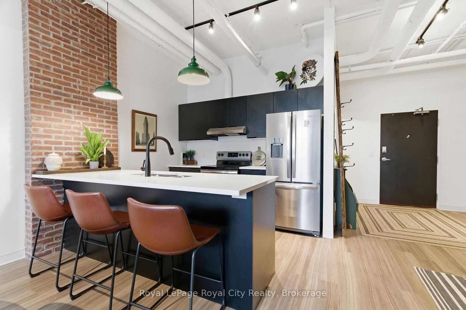 #112 - 120 Huron Street