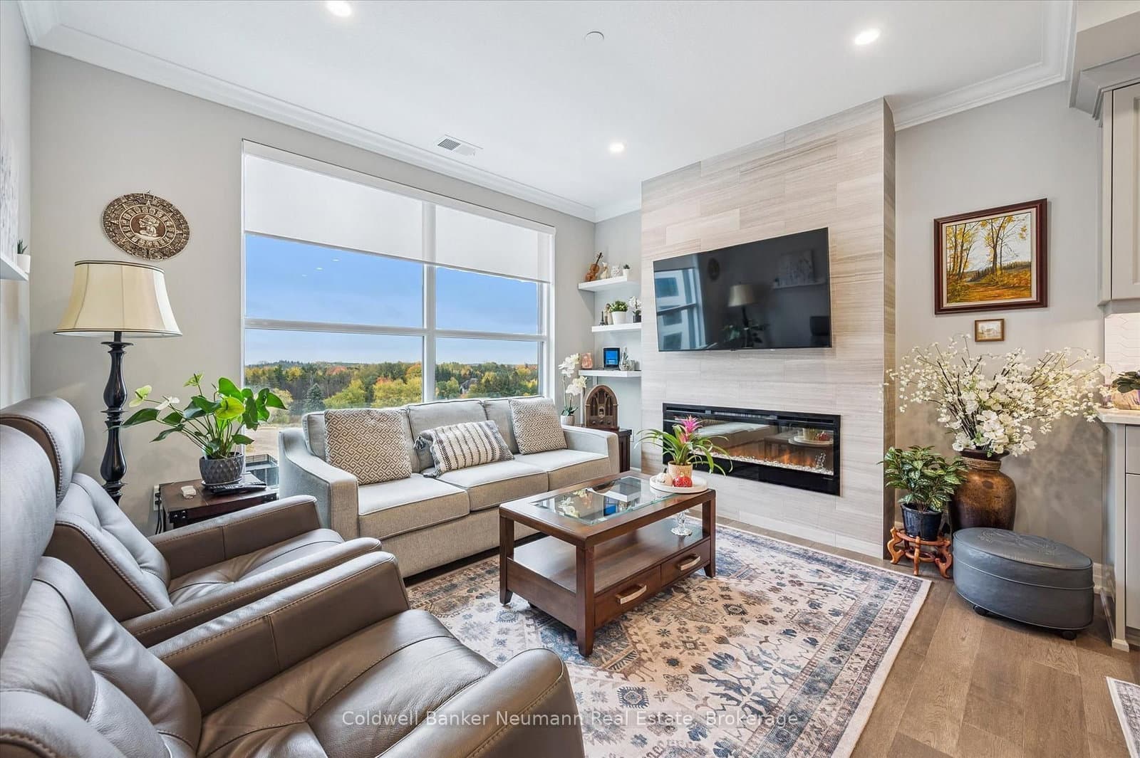 #612 - 1880 Gordon Street S
