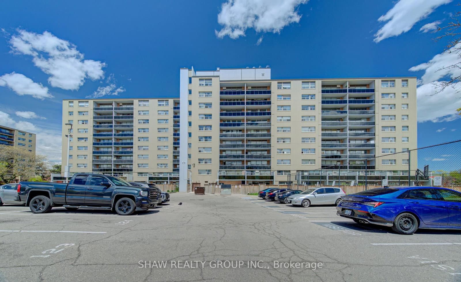 #914 - 15 Albright Road