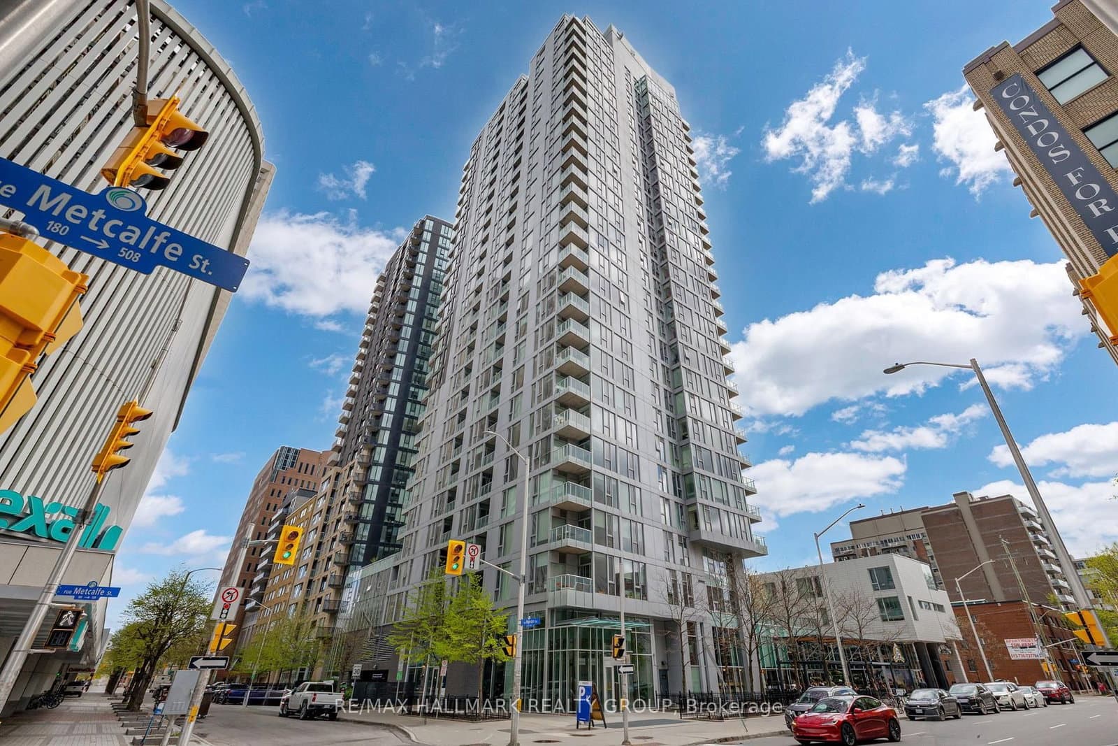 #2304 - 179 METCALFE Street