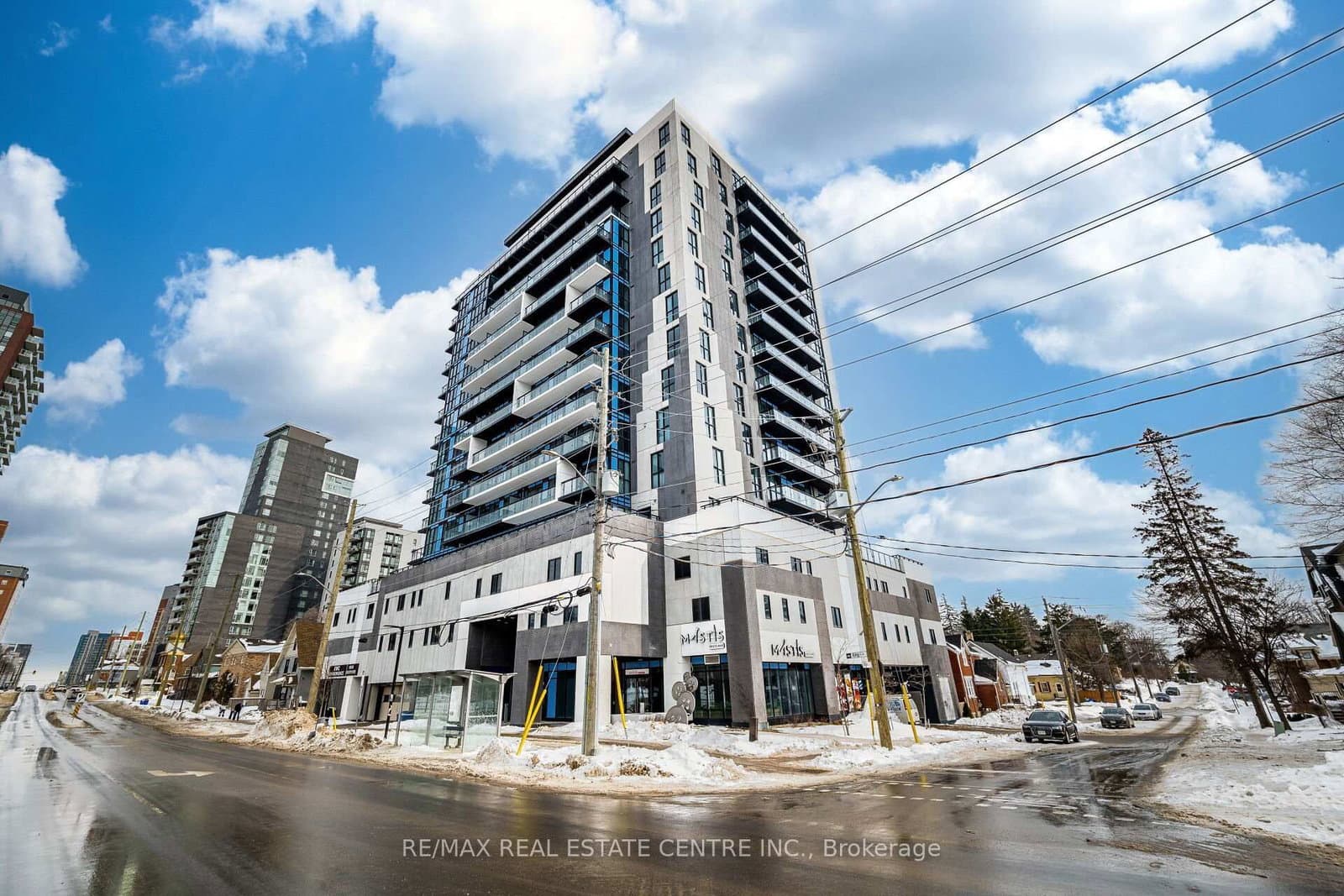 #1007 - 128 King Street N