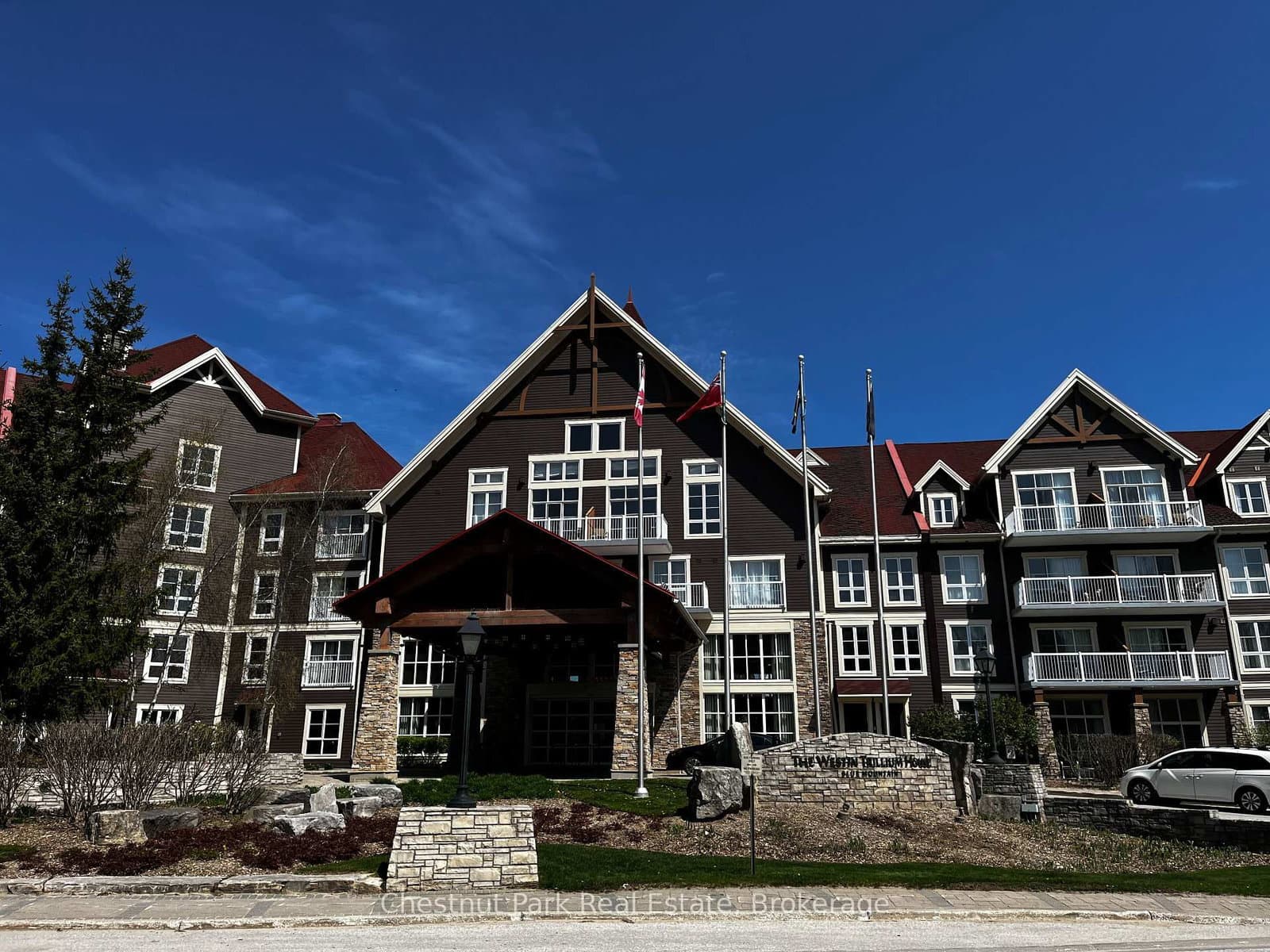 #454 - 220 Gord Canning Drive