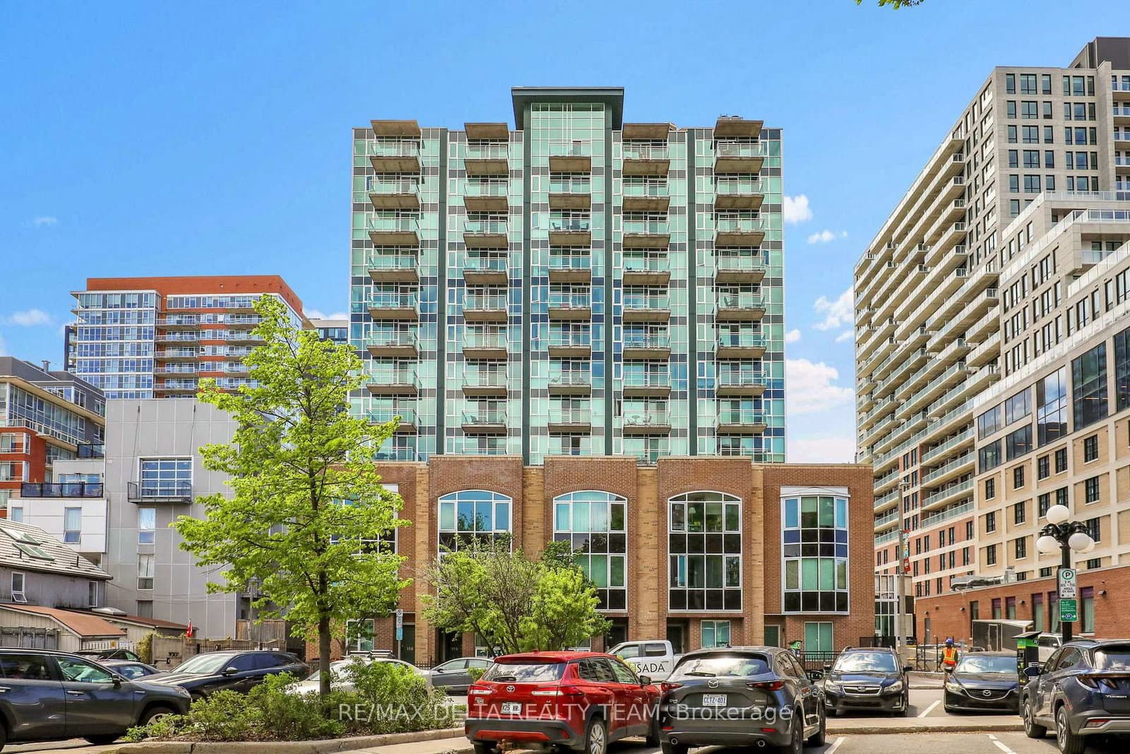 #205 - 134 York Street