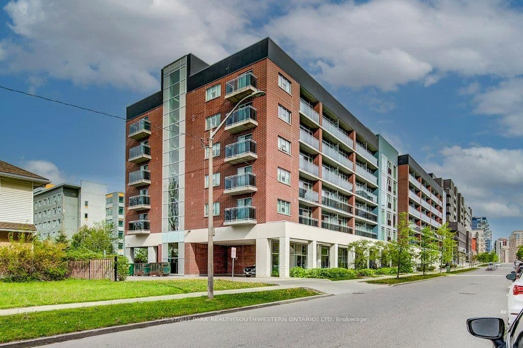 #528 - 308 Lester Street