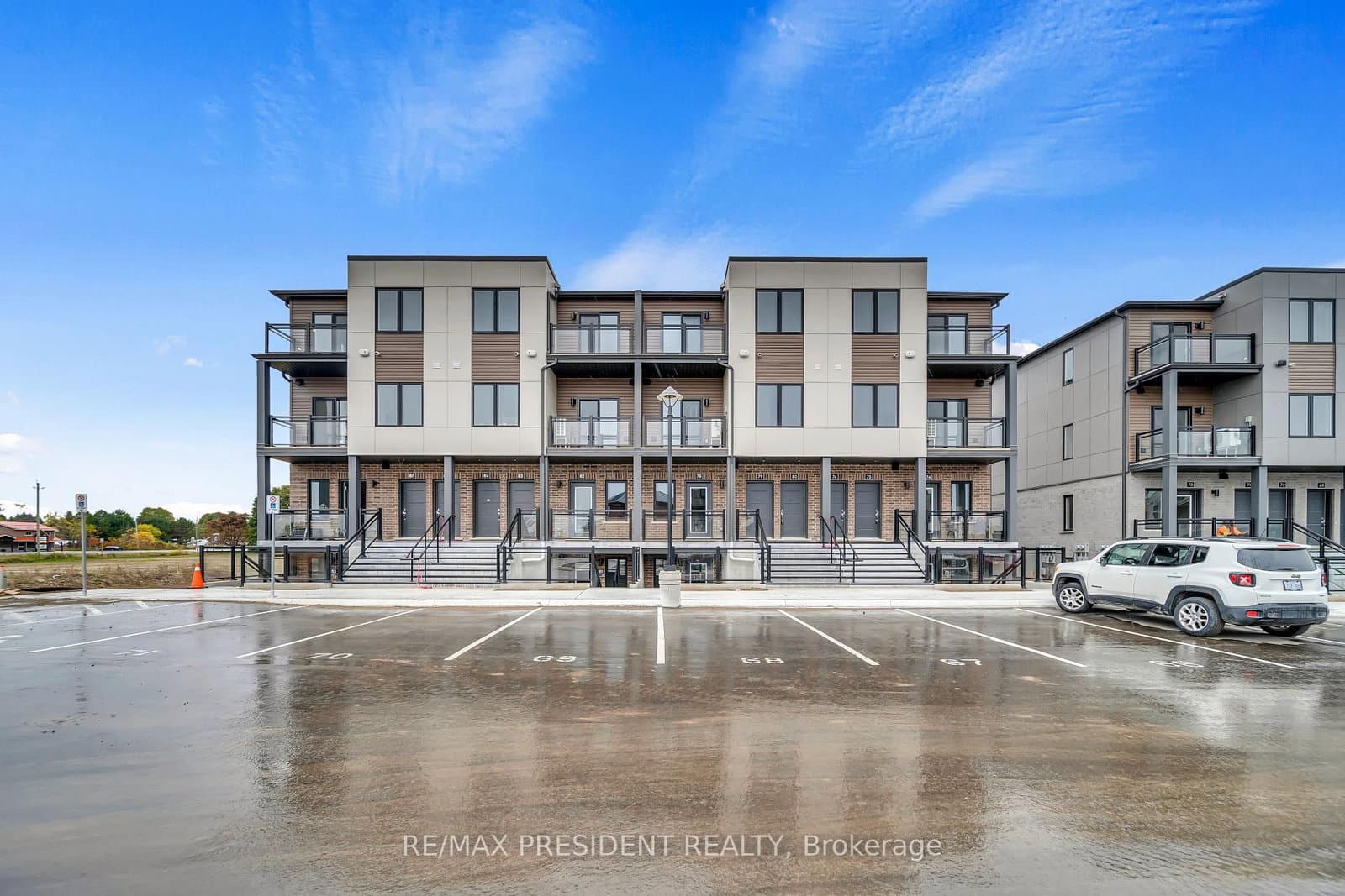940 David Street N, Unit 81