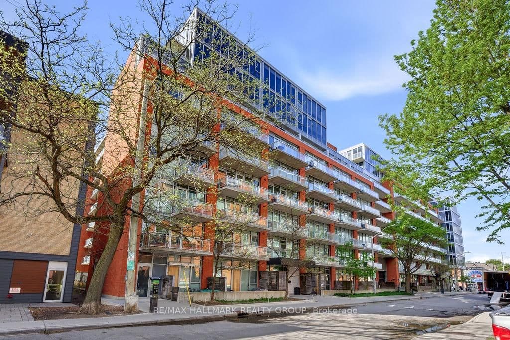 #646 - 340 Mcleod Street