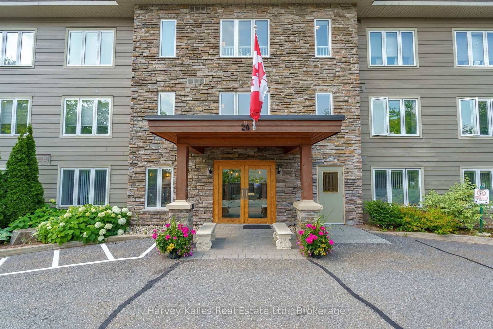26 Dairy Lane, Unit 205