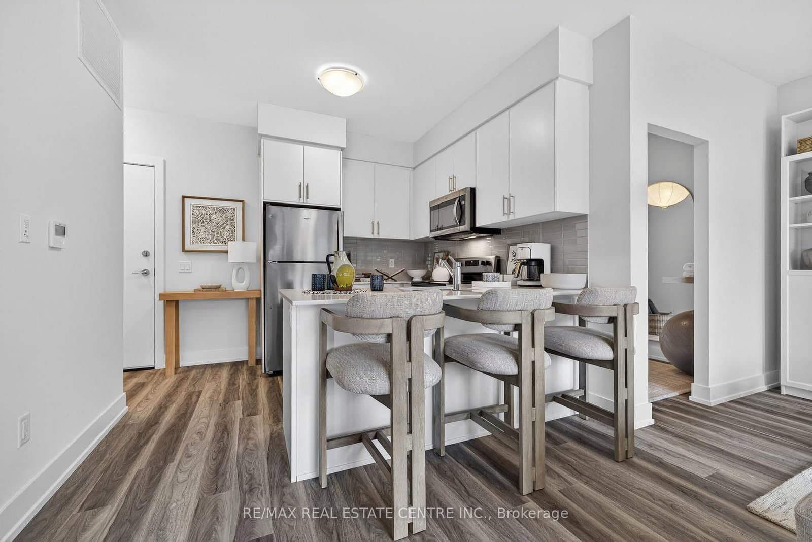 #205 - 1100 Lackner Place