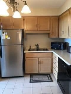 #1311 - 695 Richmond Street