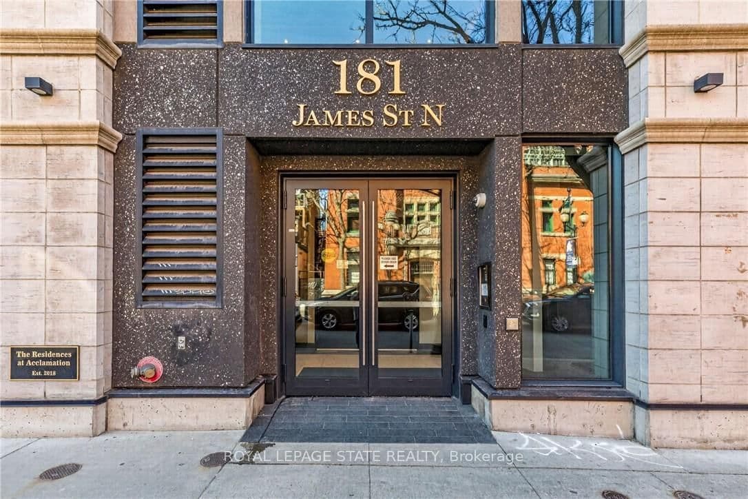 #807 - 181 James Street N