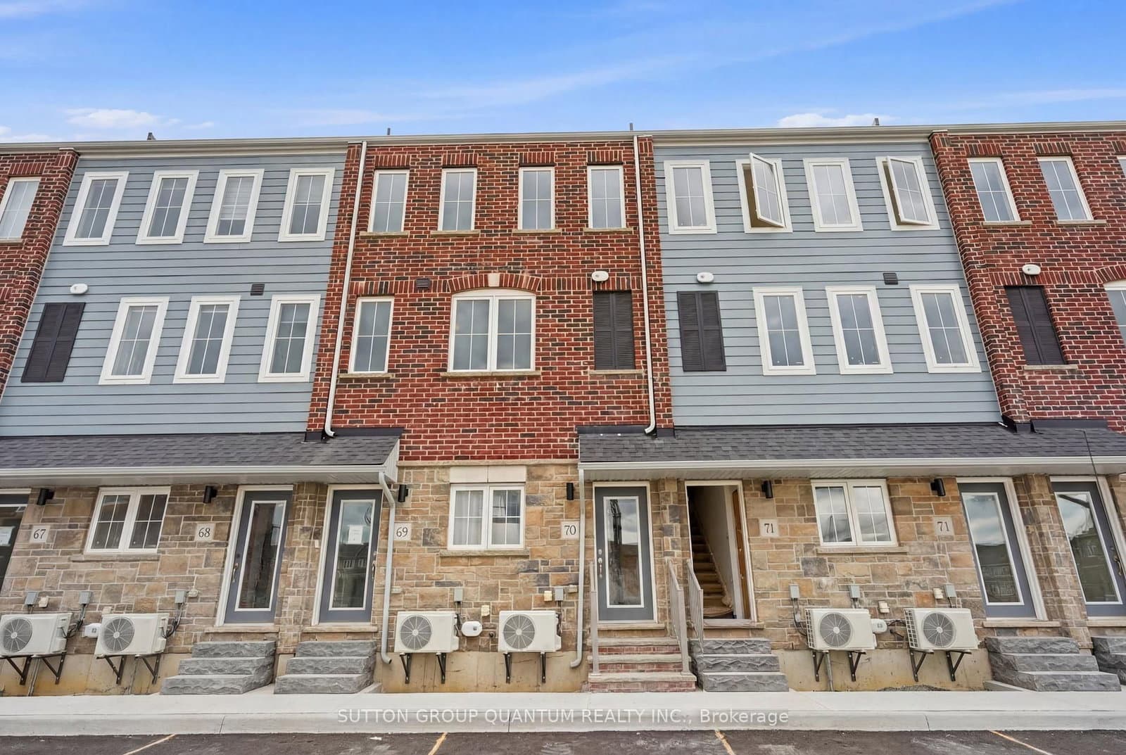 #70 - 677 Park Road N