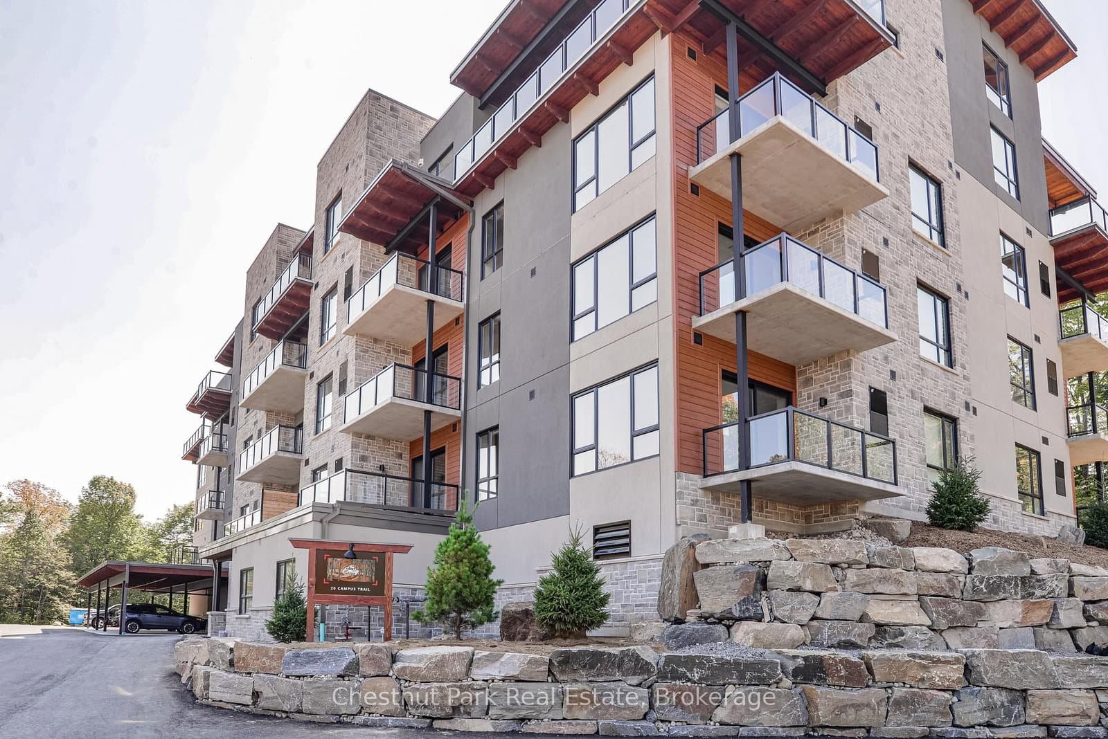 20 CAMPUS Trail, Unit 202