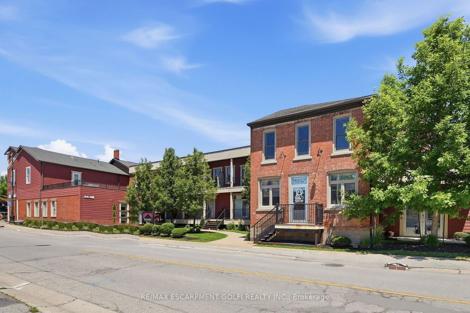3710 Main Street, Unit 201
