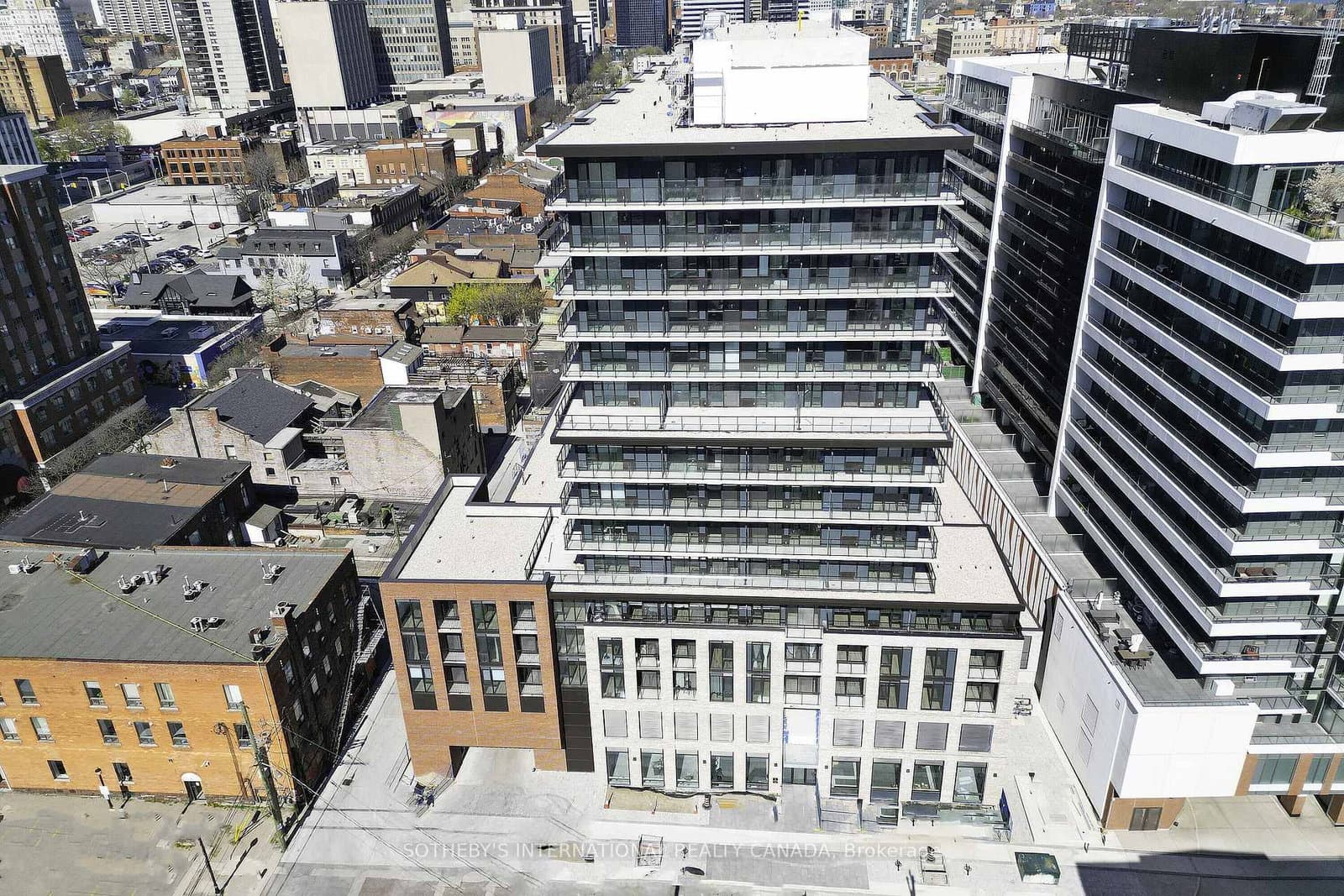 #805 - 1 Jarvis Street
