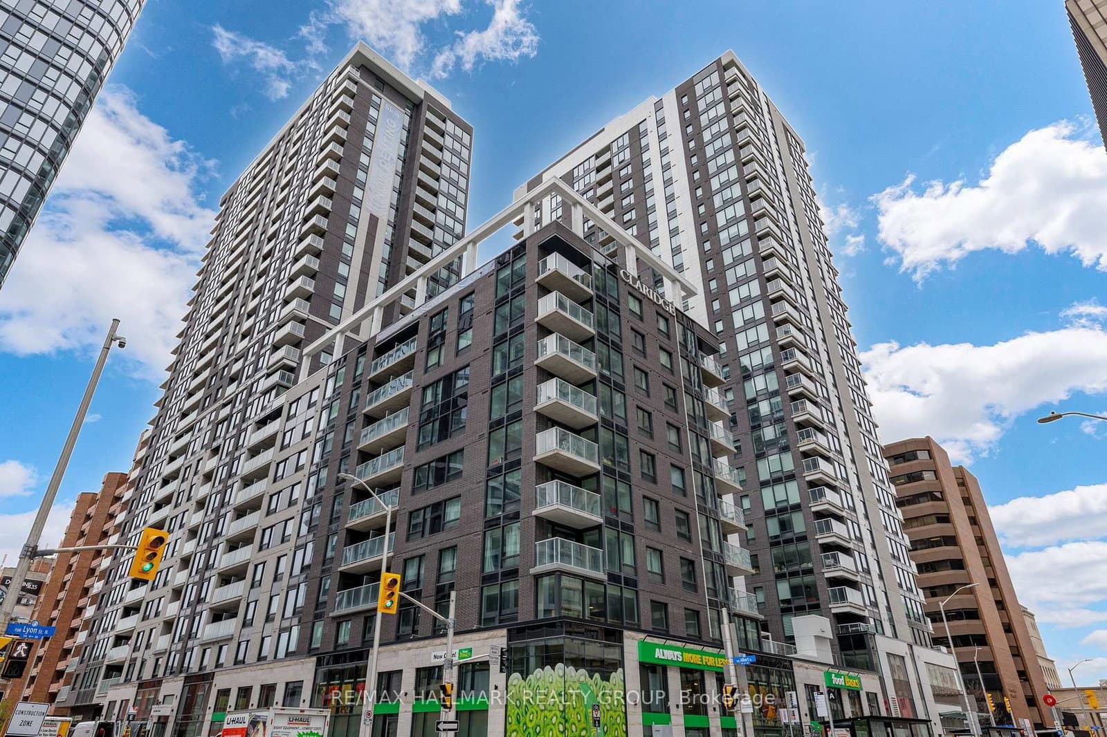 #401 - 340 Queen Street