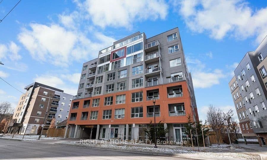 321 Spruce Street, Unit 501