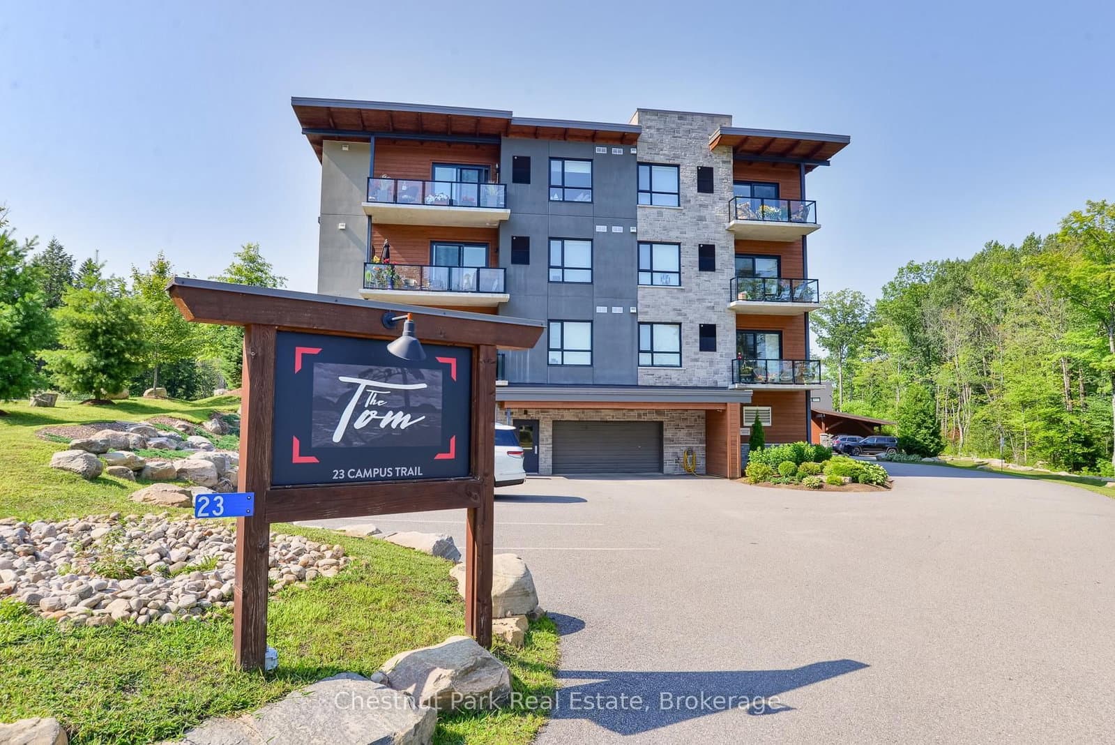 23 CAMPUS Trail, Unit 101