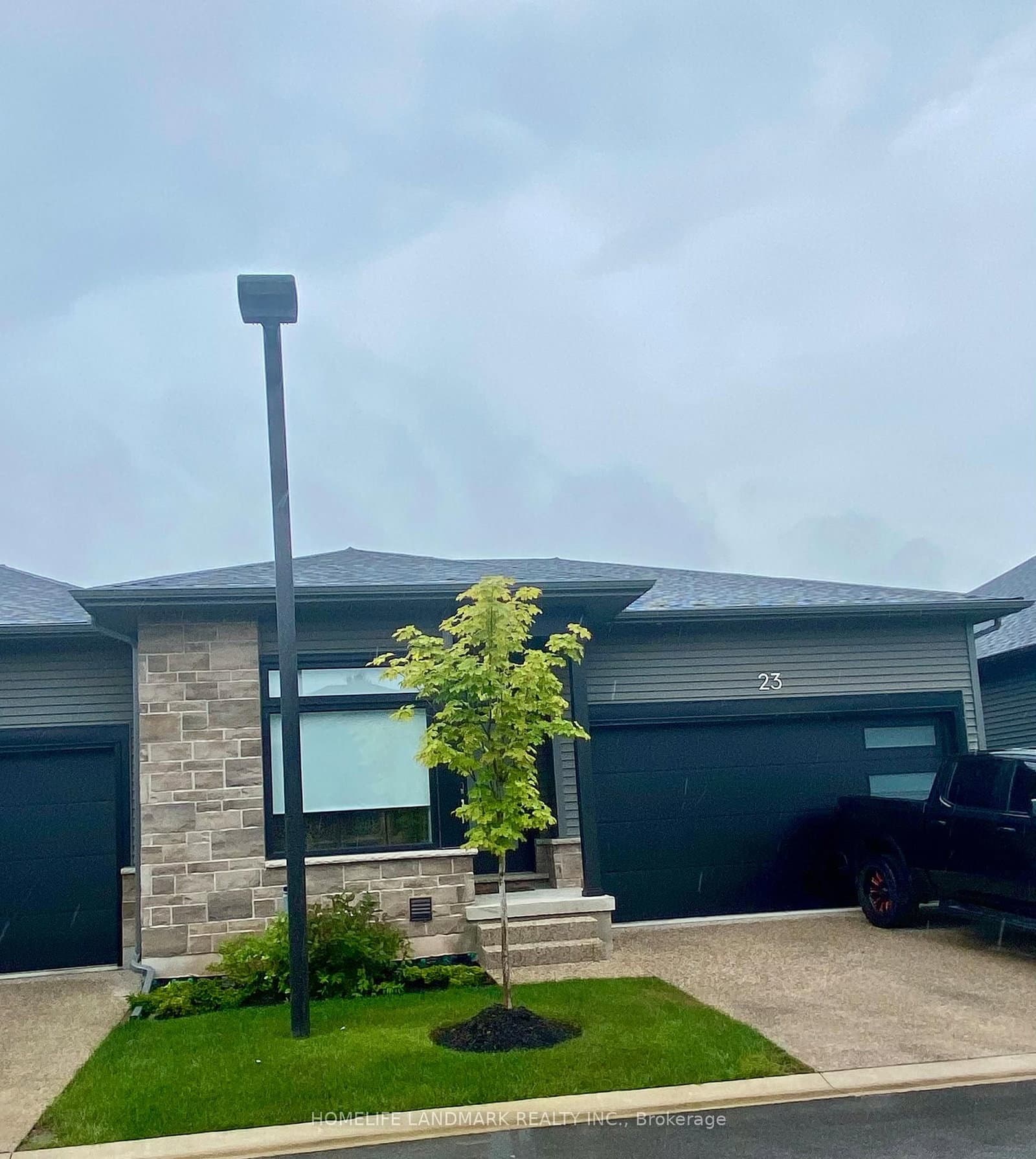 8974 Willoughby Drive, Unit Unit 23