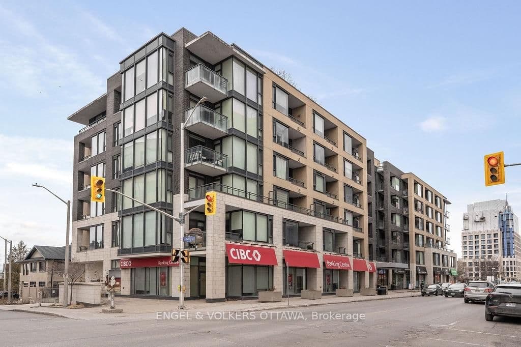 101 Richmond Road, Unit 418