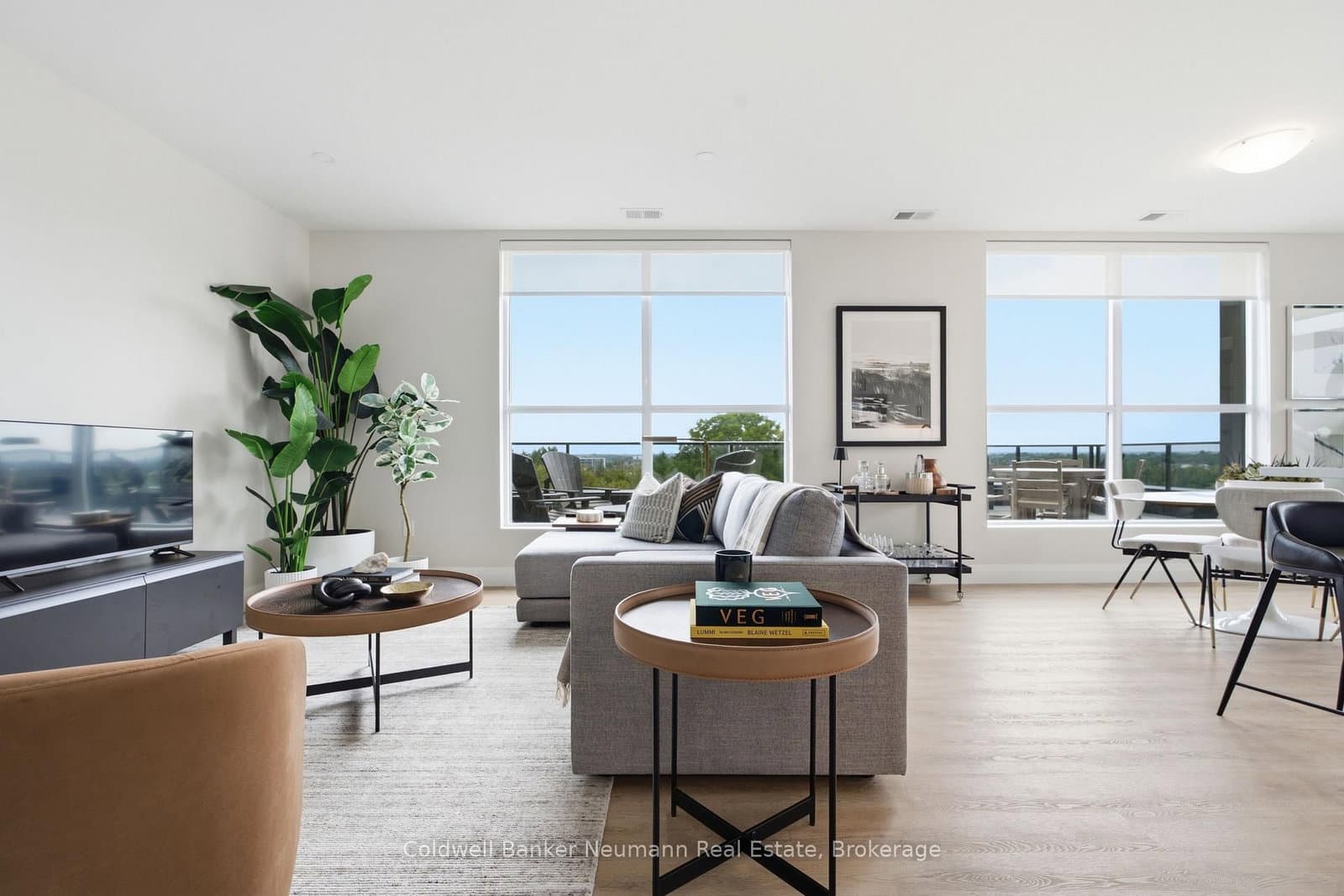 1882 Gordon Street, Unit 307