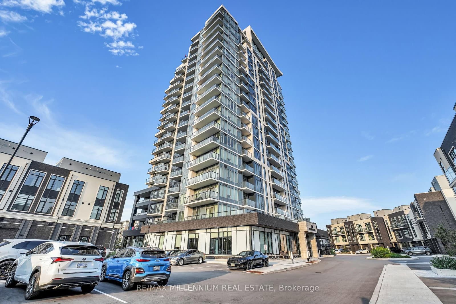 #1011 - 385 Winston Road