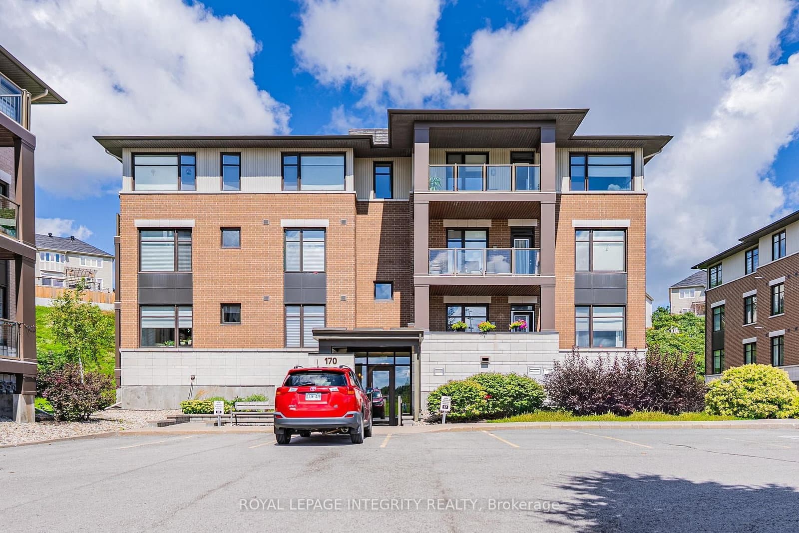 170 GUELPH Private, Unit 303