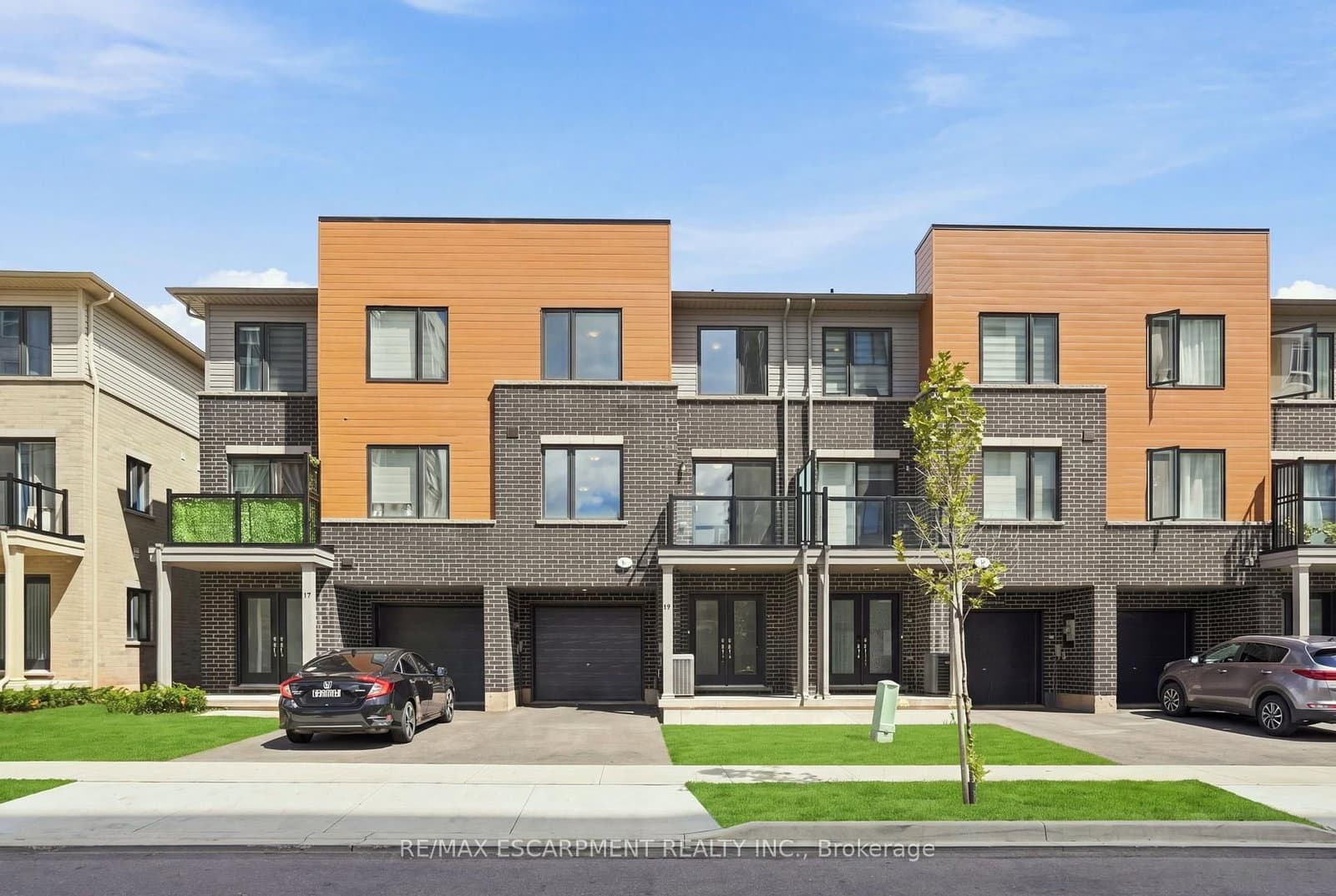 19 Roxanne Drive, Unit 119