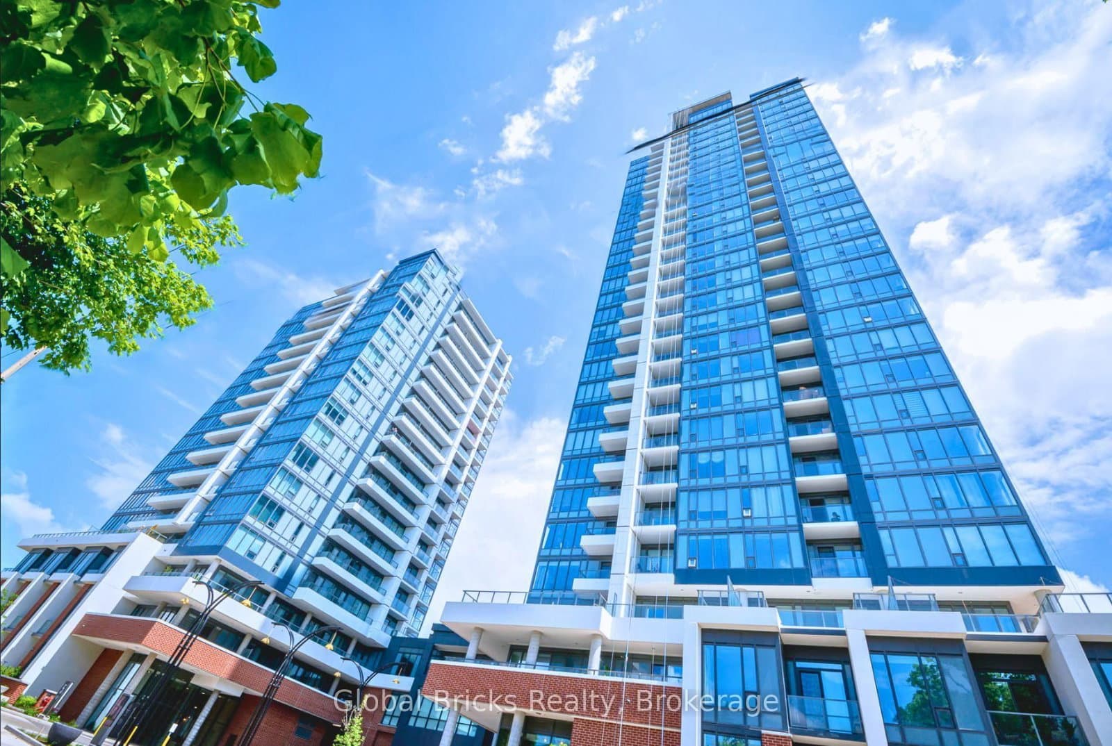 5 Wellington Street S, Unit 612