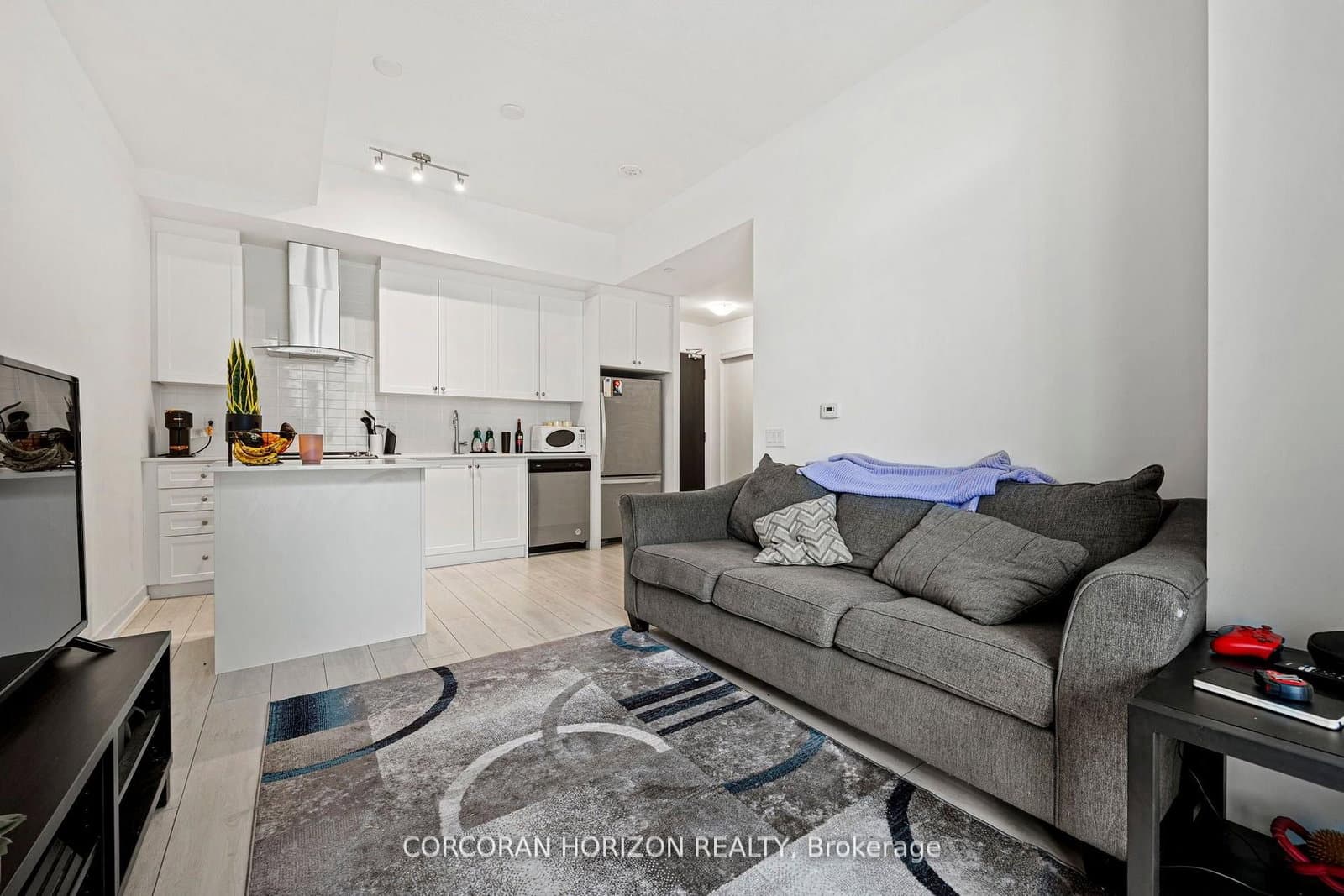 55 Duke Street W, Unit 231