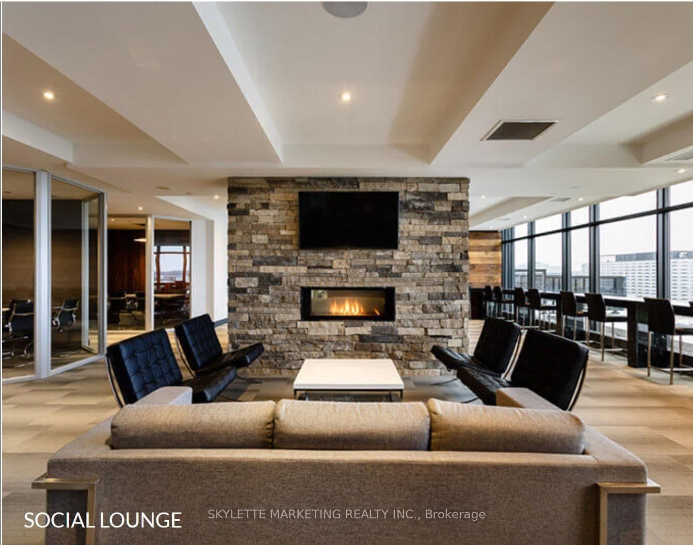 330 Phillip Street, Unit S 2003