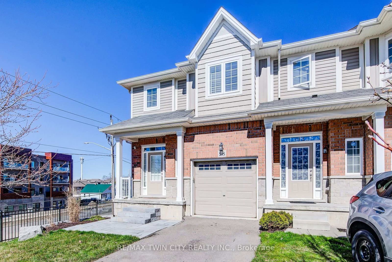 100 CHESTER Drive, Unit 28