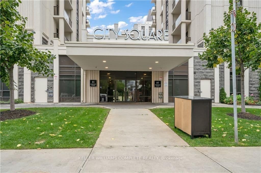 81 ROBINSON Street, Unit 406