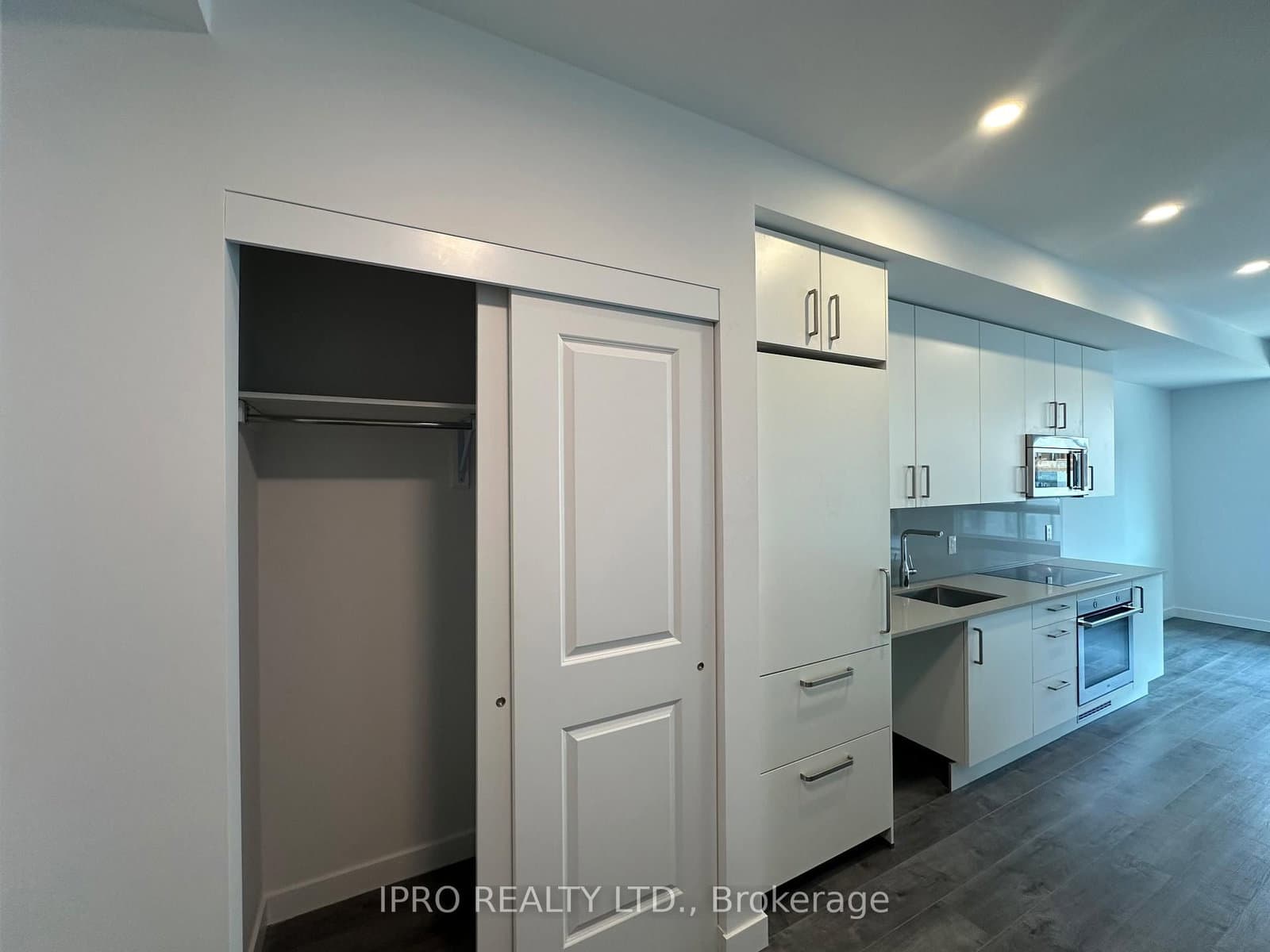 7549 Kalar Road, Unit 217