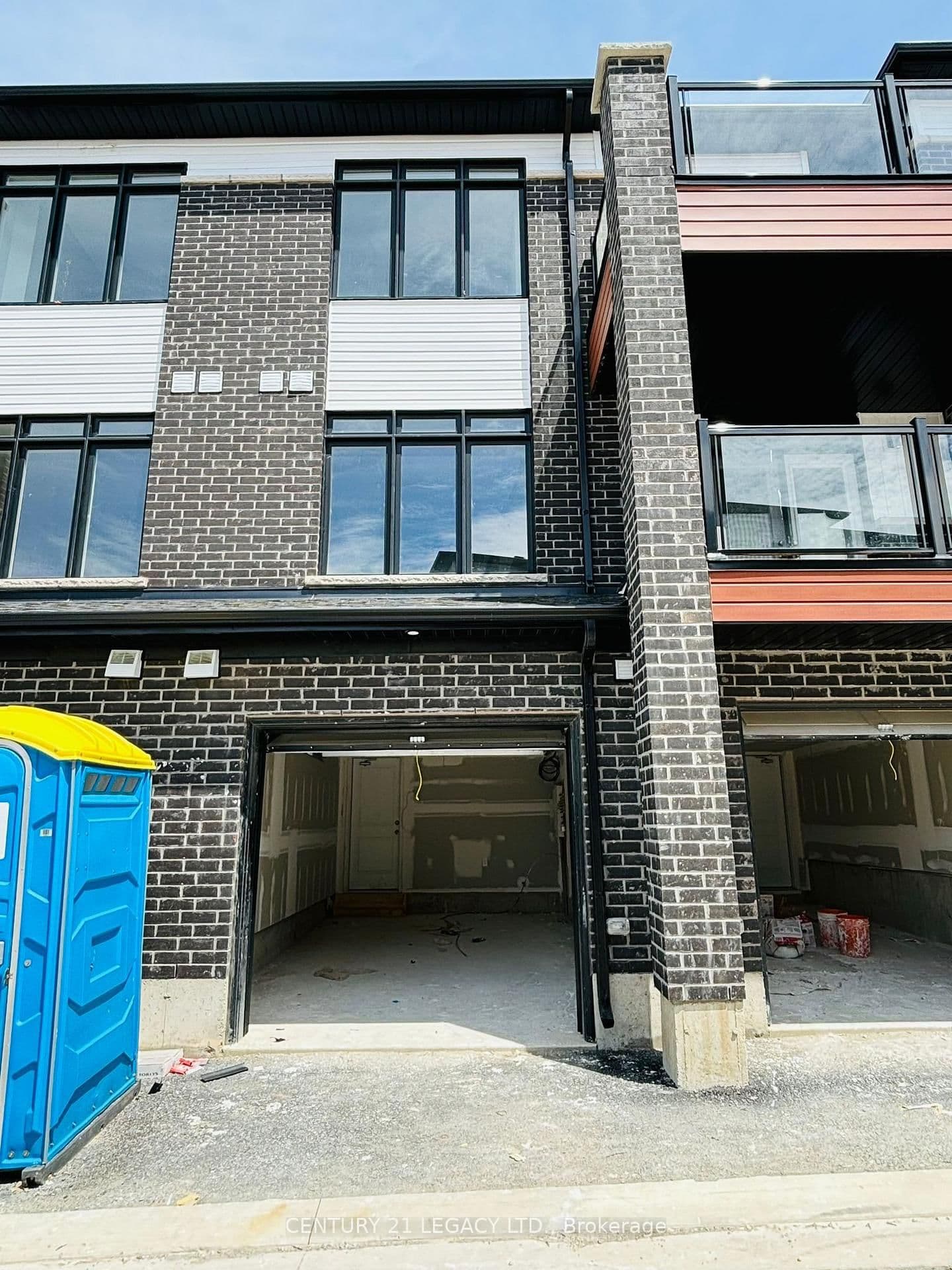 20 Sidney Rose, Unit 15