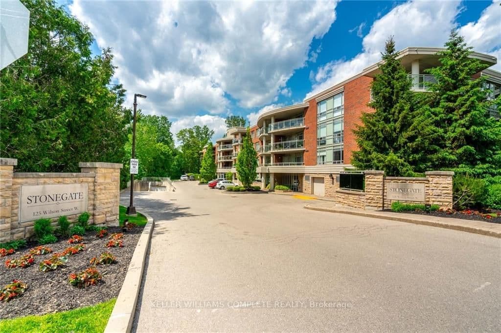125 Wilson Street W, Unit 216