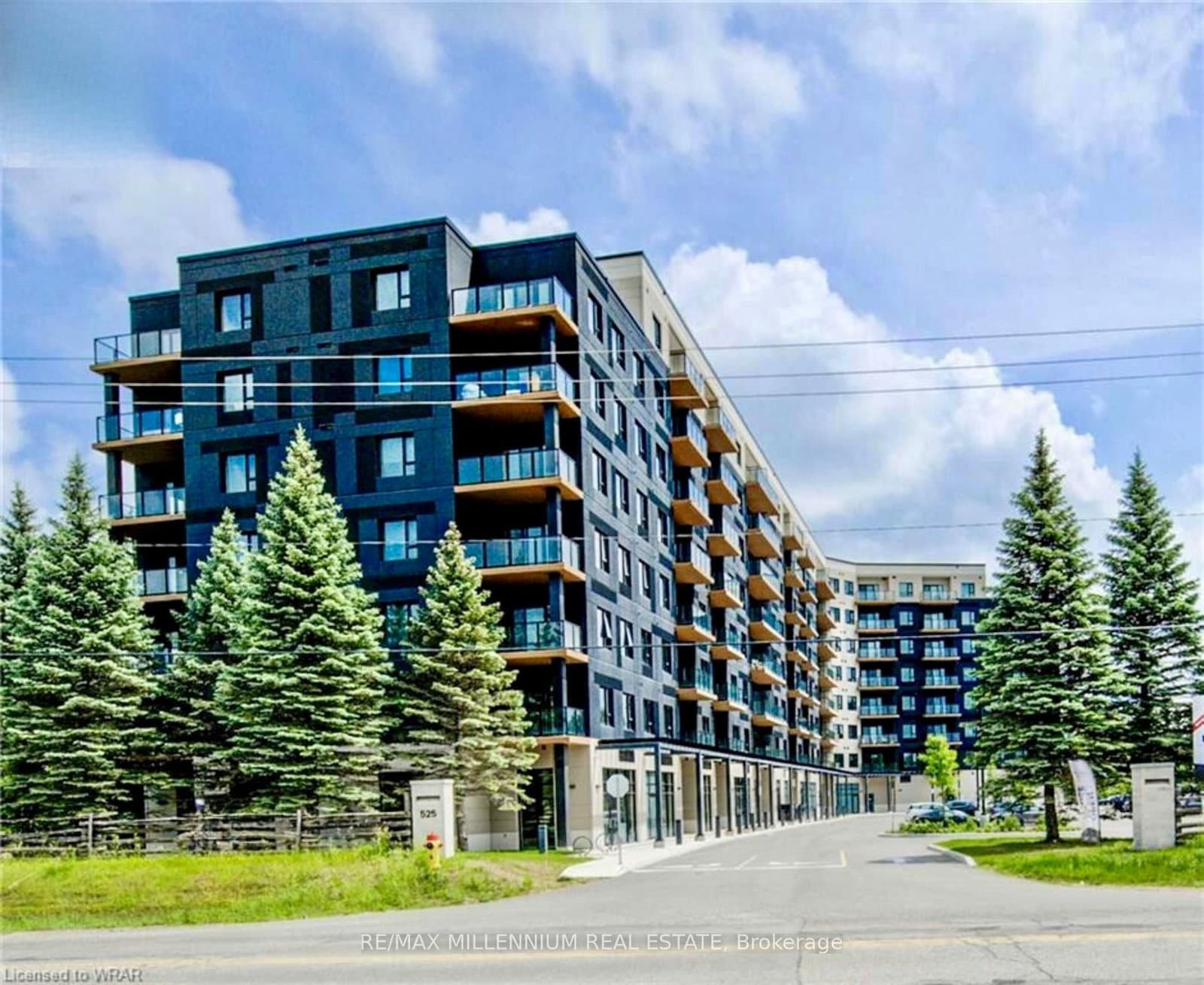 525 New Dundee Road, Unit 215