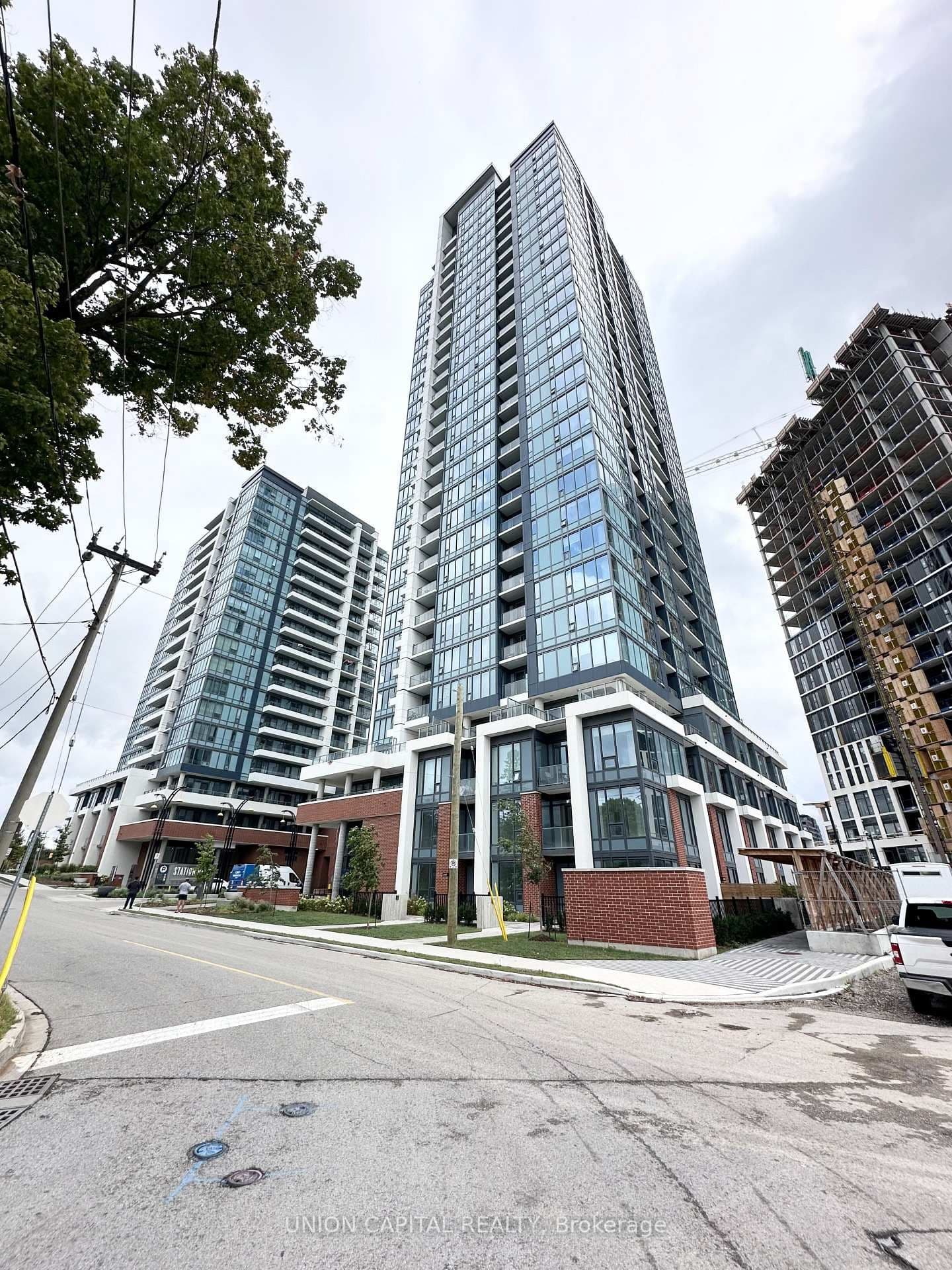 15 Wellington Street, Unit 2203