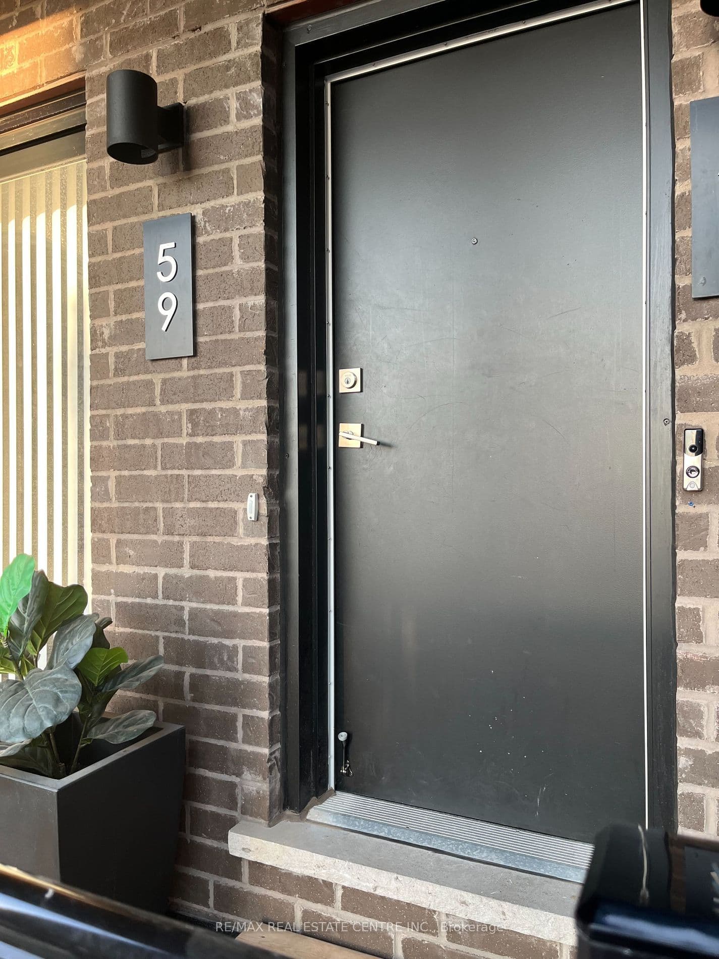 6705 Cropp Street, Unit 59