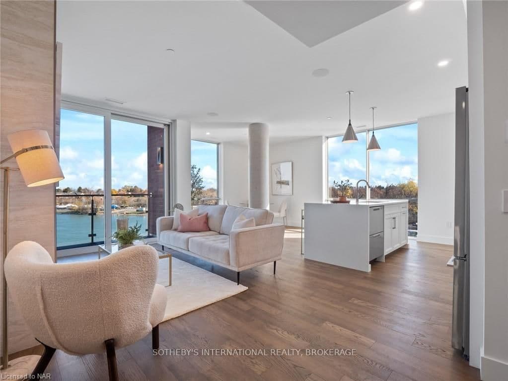 57 LAKEPORT Road, Unit 405