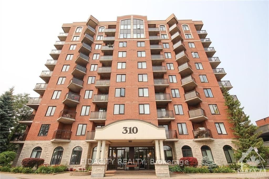 310 CENTRAL PARK Drive, Unit 4R