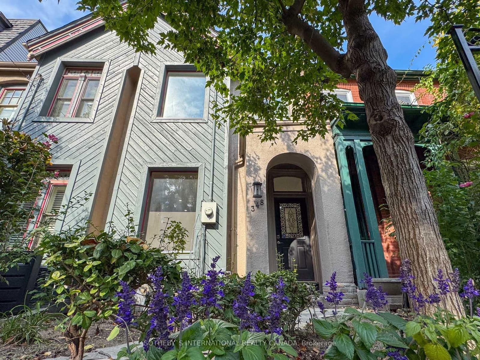 348 Wellesley Street E