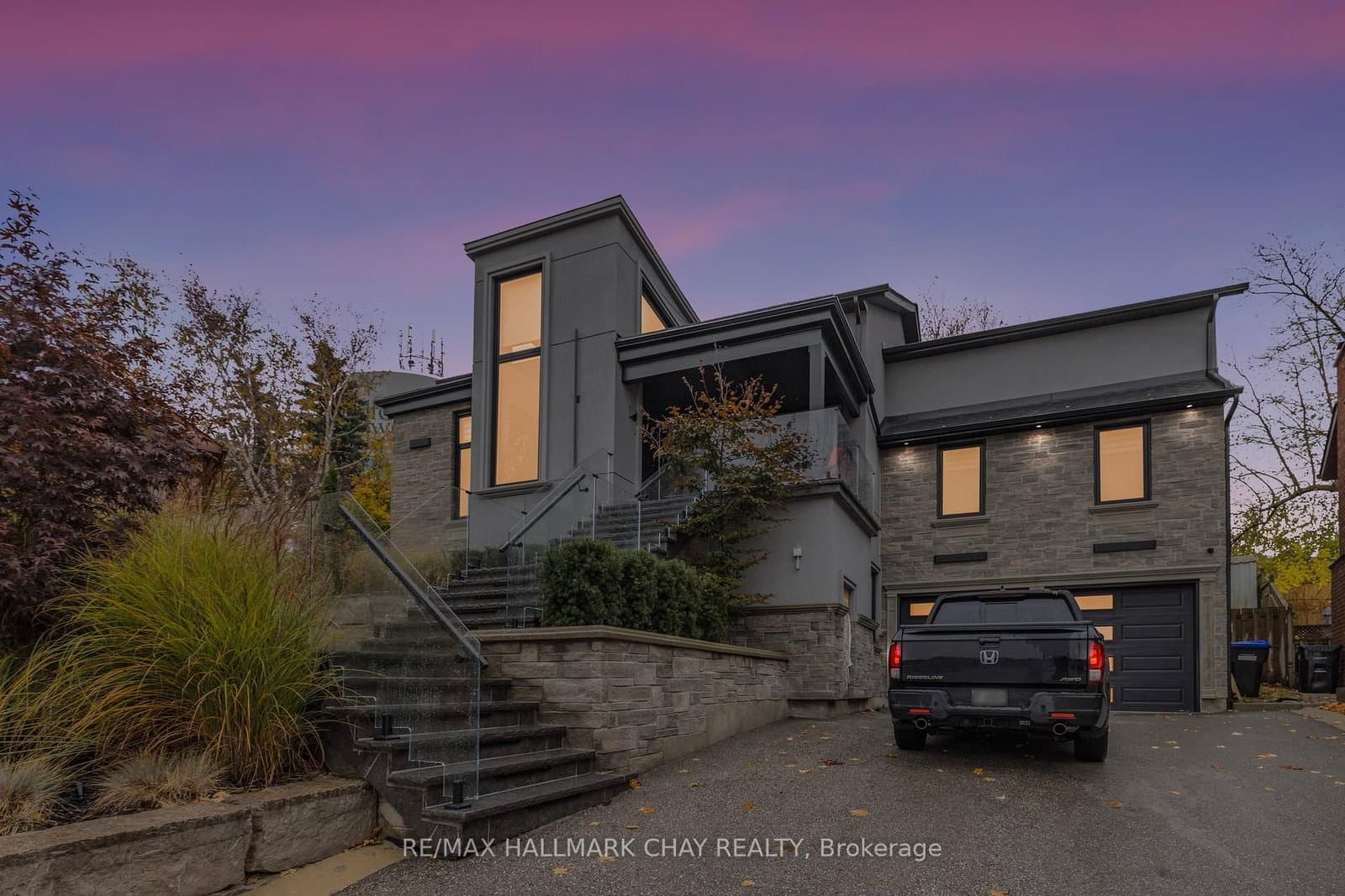 12 Tower Court, Unit Lower