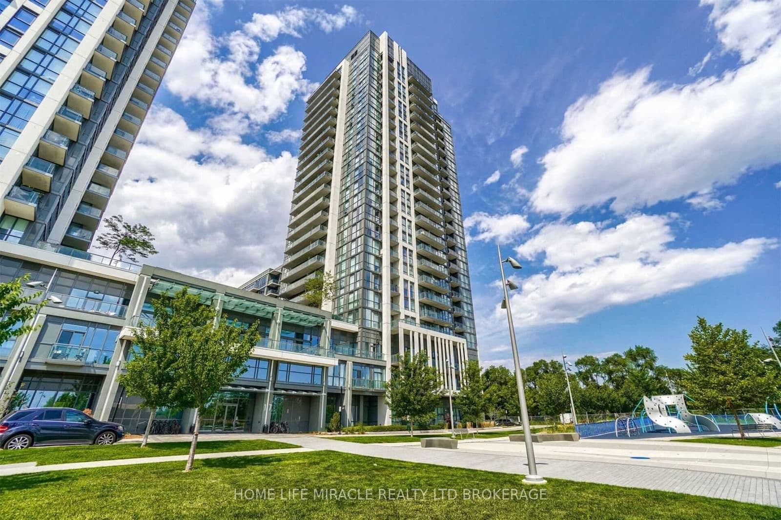 17 ZORRA Homestead, Unit 1809