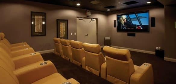 33 Bay at Pinnacle Centre Condos - Image 7