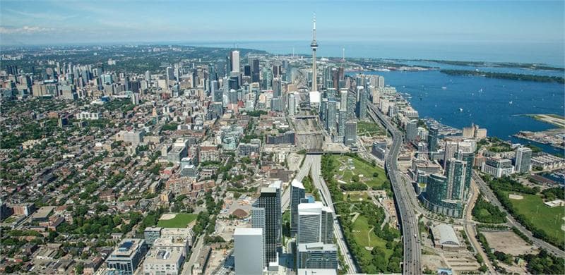 Garrison Point Condos - Image 13