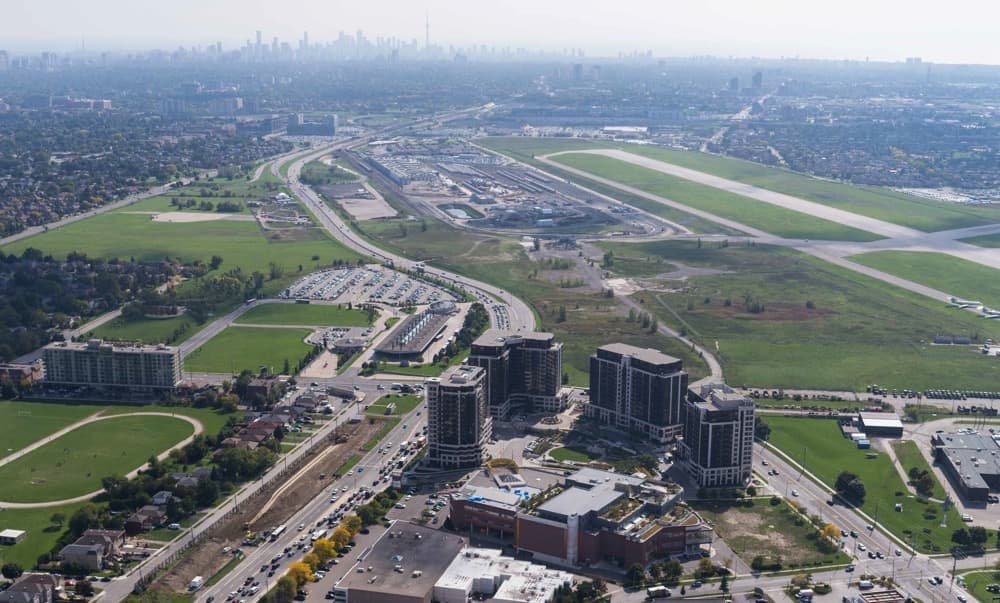 Avro Condos - Image 2